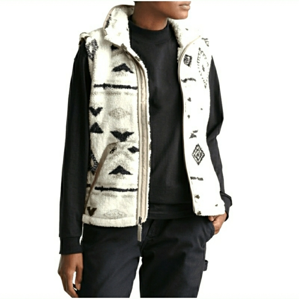🆕The North Face Sherpa Fleece Vest